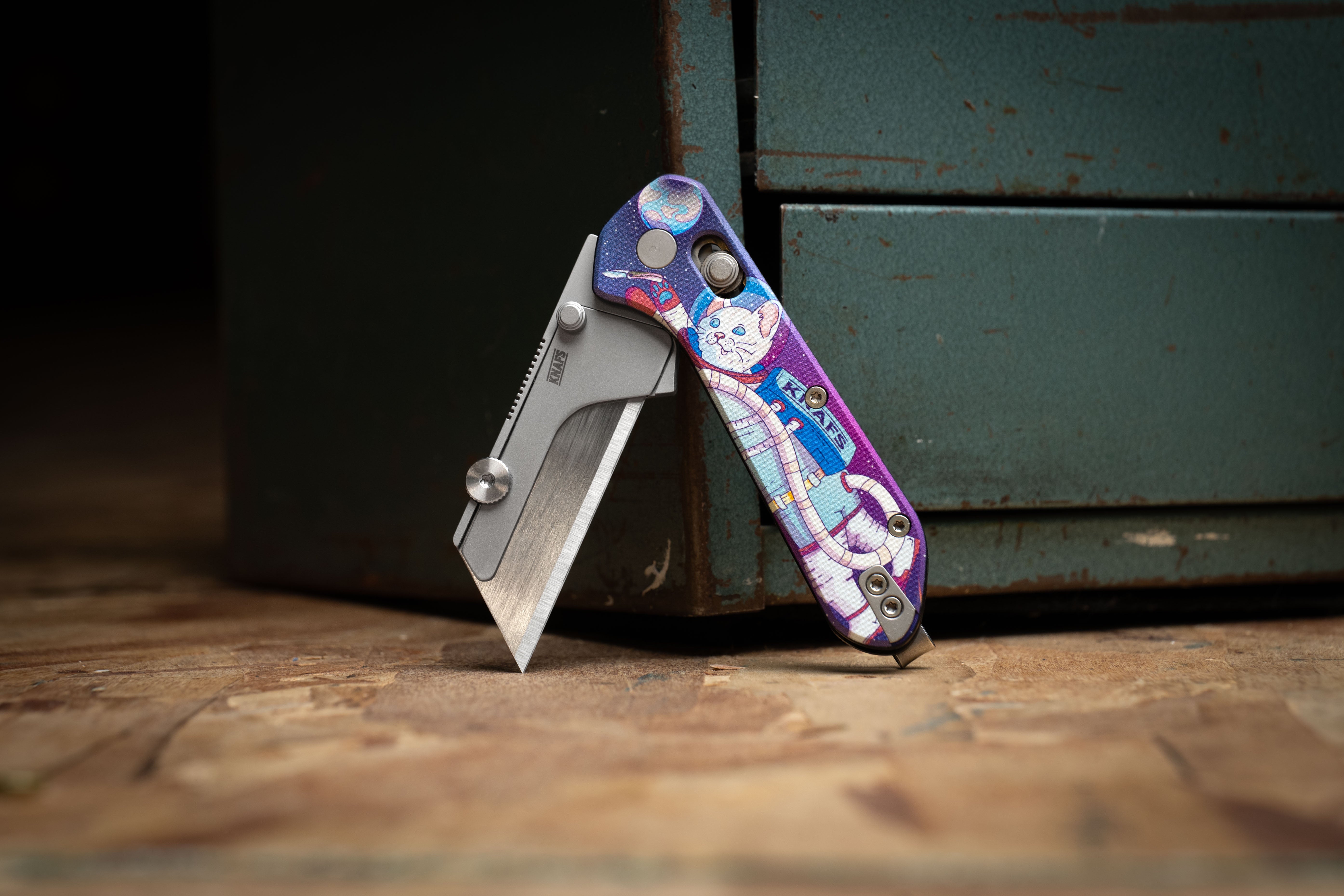 Yuti - Utility Knife - UV Printed G10 - Kitty Cosmo Crew