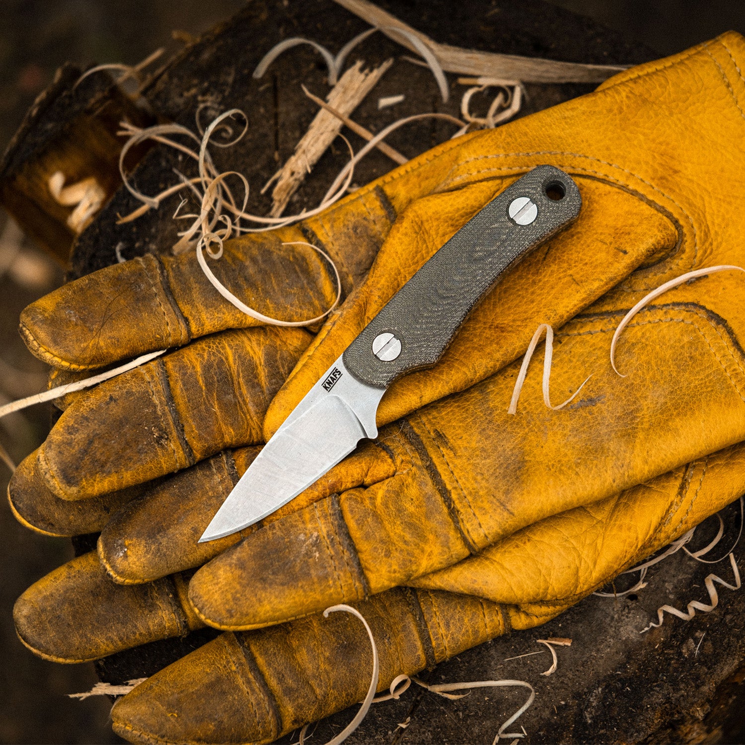 Little Lulu Fixed Blade Knife- Stonewash MagnaCut - Green Micarta